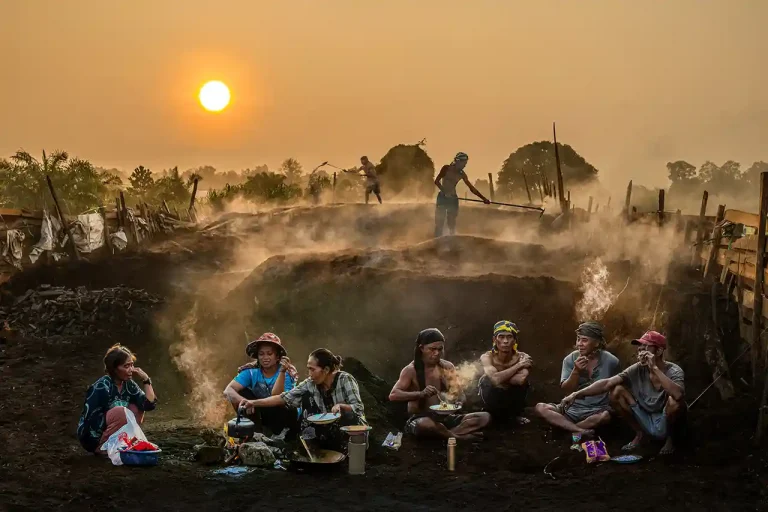 Everyone To Do Their Duty - Siew Thong Chu - Malaysia - PSNS Merit Award - Color Open