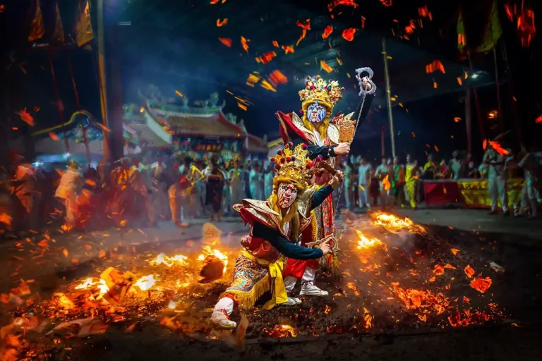 Generals Arrive - Siew Thong Chu - Malaysia - Local Best Award - Color Open